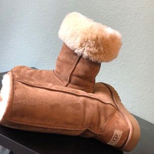 Ugg size 4 / 34 EU